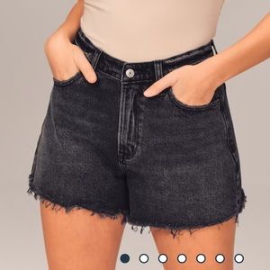 Abercrombie & Fitch Black Curve Love High Rise 90s Cutoff Short